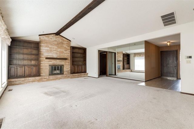 1404 Shalamar, Edmond, OK 73013