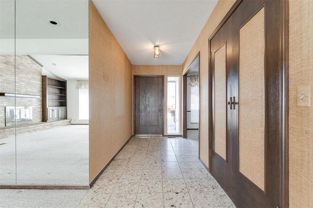 1404 Shalamar, Edmond, OK 73013