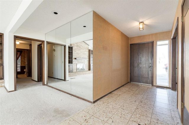 1404 Shalamar, Edmond, OK 73013