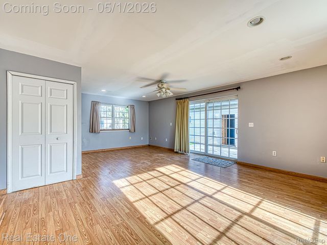 18338 Olmstead, Brownstown Charter Township, MI 48193