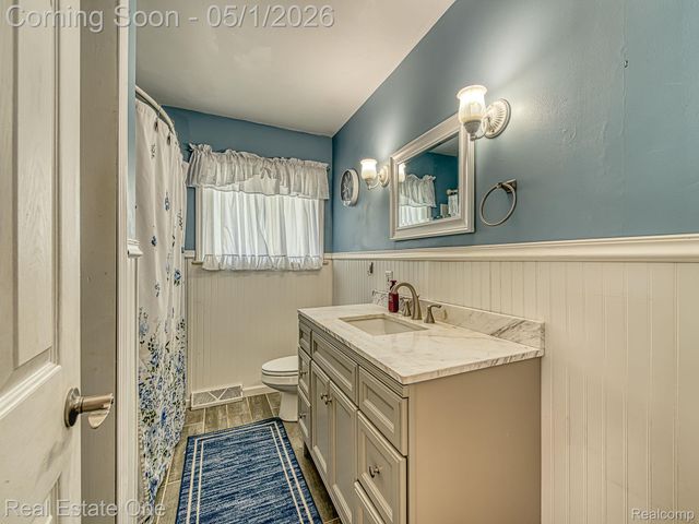 18338 Olmstead, Brownstown Charter Township, MI 48193