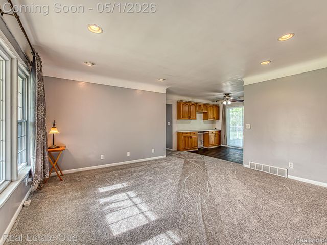 18338 Olmstead, Brownstown Charter Township, MI 48193
