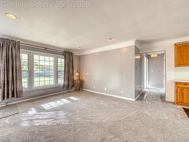 18338 Olmstead, Brownstown Charter Township, MI 48193