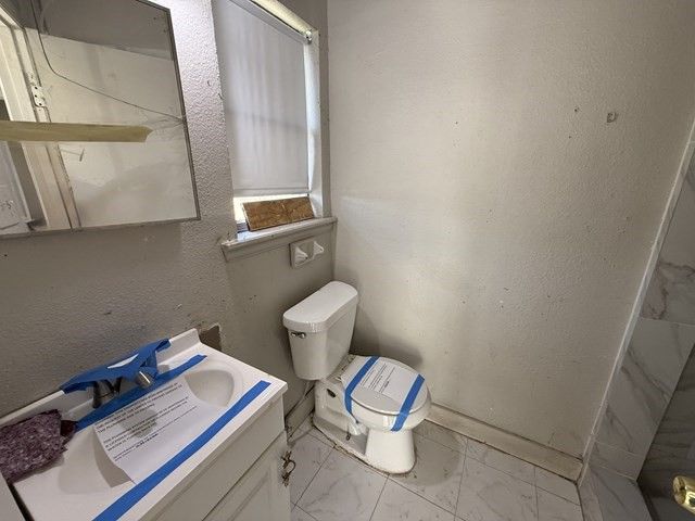 408 Simmons Drive, Hurst, TX 76053