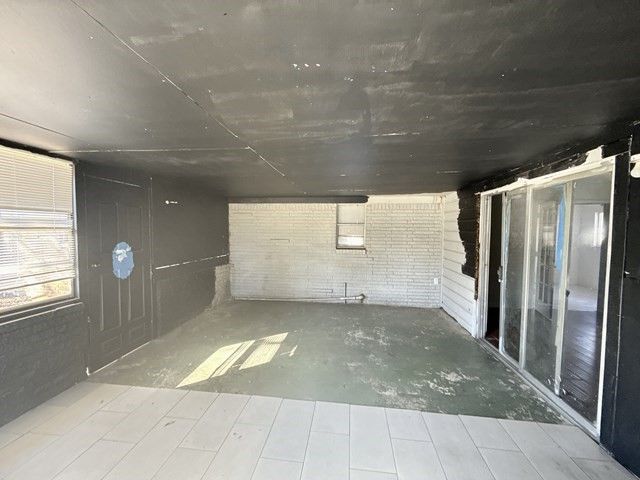 408 Simmons Drive, Hurst, TX 76053