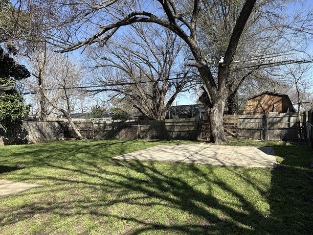 408 Simmons Drive, Hurst, TX 76053