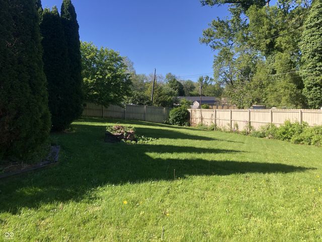 613 S Miramar Way, Muncie, IN 47304