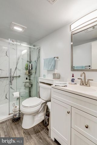43 VALLEYBROOK DR, Lancaster, PA 17601