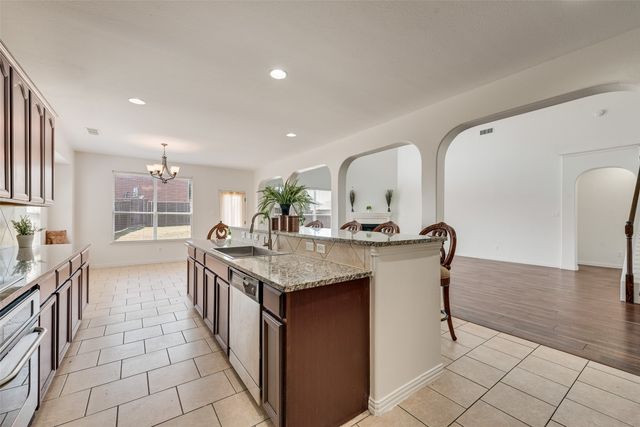 5000 Harrier Drive, Mesquite, TX 75181