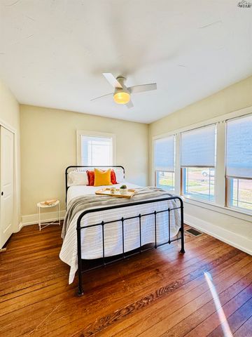 1635 PEARL AVENUE, Wichita Falls, TX 76301