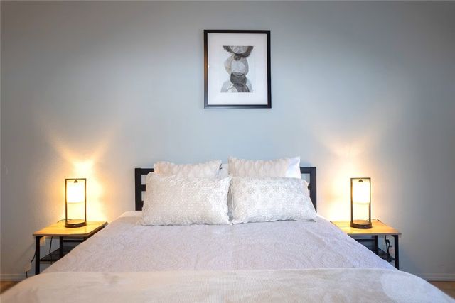 502 SE B Street B, Bentonville, AR 72712