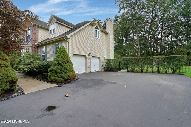 9 Olena Drive, Jackson, NJ 08527