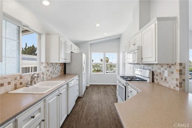 2550 Pacific Coast 152, Torrance, CA 90505