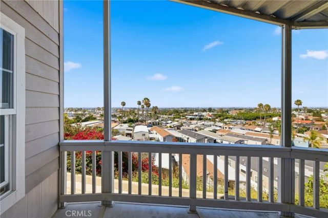 2550 Pacific Coast 152, Torrance, CA 90505