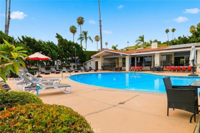 2550 Pacific Coast 152, Torrance, CA 90505