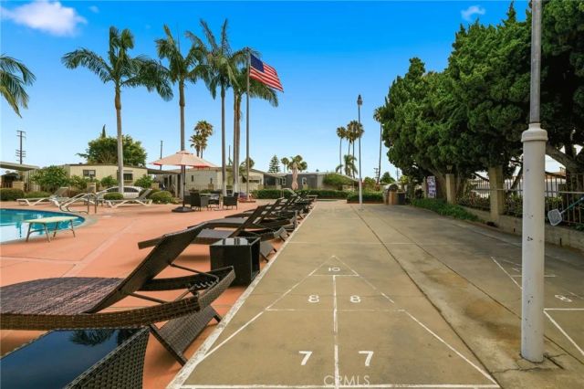2550 Pacific Coast 152, Torrance, CA 90505