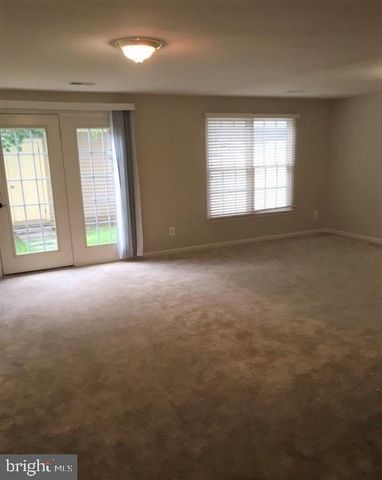 1118 RESERVE CHAMPION DR, Rockville, MD 20850