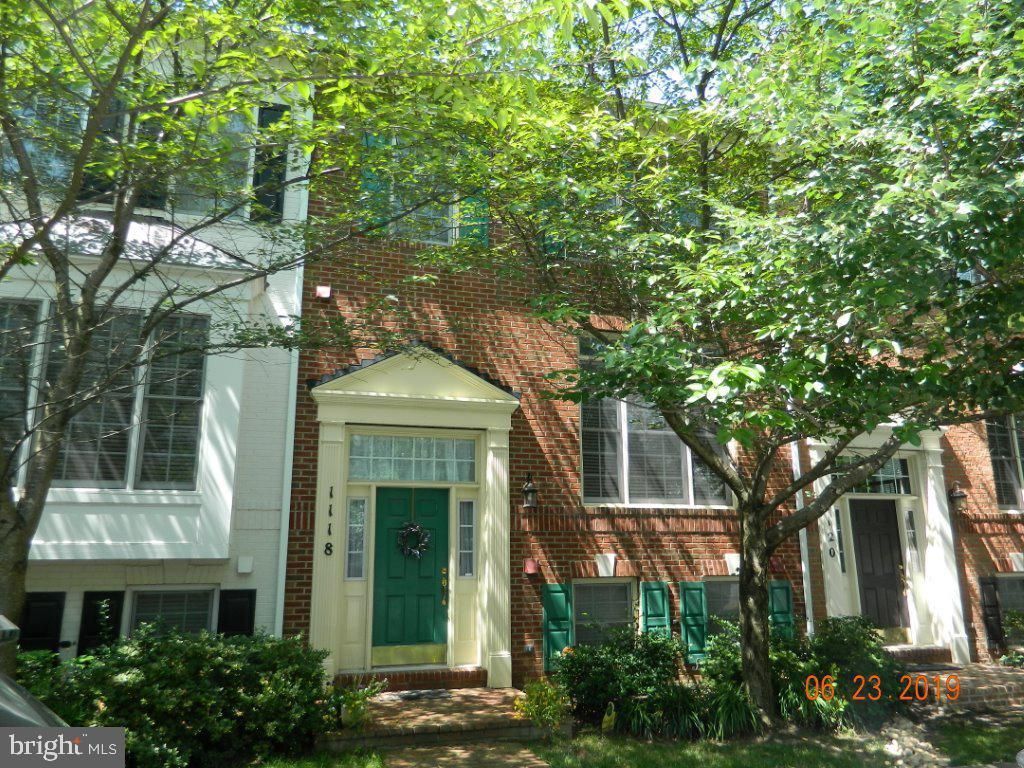 1118 RESERVE CHAMPION DR, Rockville, MD 20850