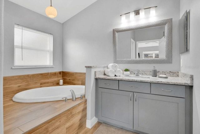 36726 ALAQUA COURT, Eustis, FL 32736