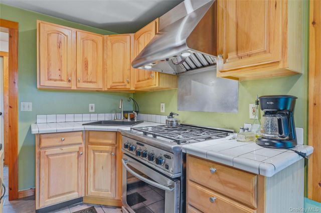 371 Crescent Avenue, Plattekill, NY 12528