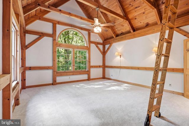 38074 STEVENS RD, Lovettsville, VA 20180