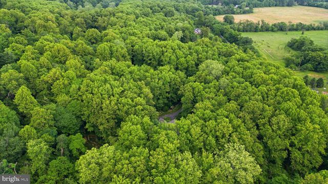 38074 STEVENS RD, Lovettsville, VA 20180