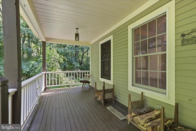 38074 STEVENS RD, Lovettsville, VA 20180