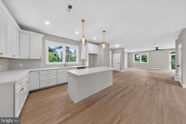 781 STATE RD, West Grove, PA 19390