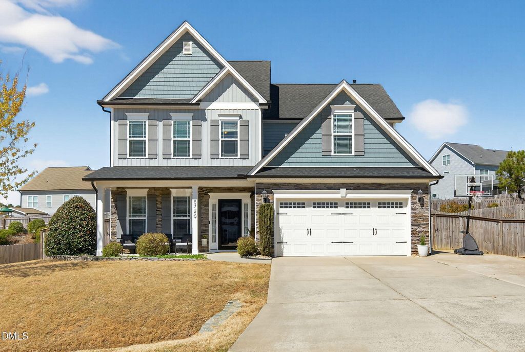 5720 Lumiere Street, Holly Springs, NC 27540