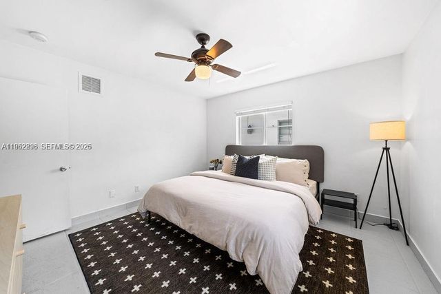 1050 7th St 1050-3, Miami Beach, FL 33139