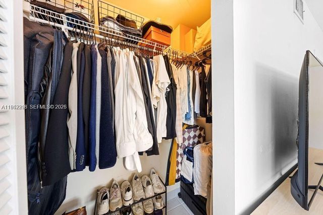 1050 7th St 1050-3, Miami Beach, FL 33139