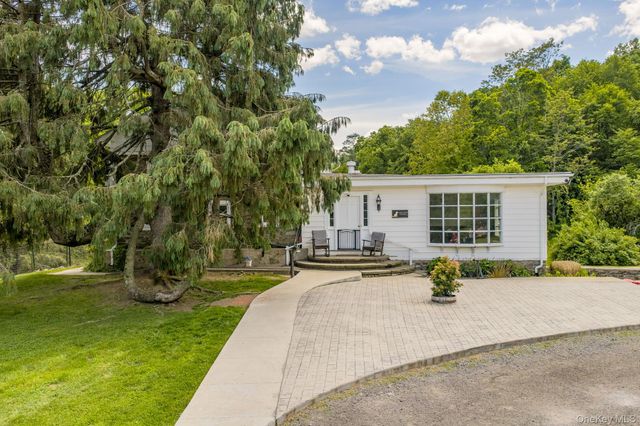 140 Station Road, Kingston, NY 12401