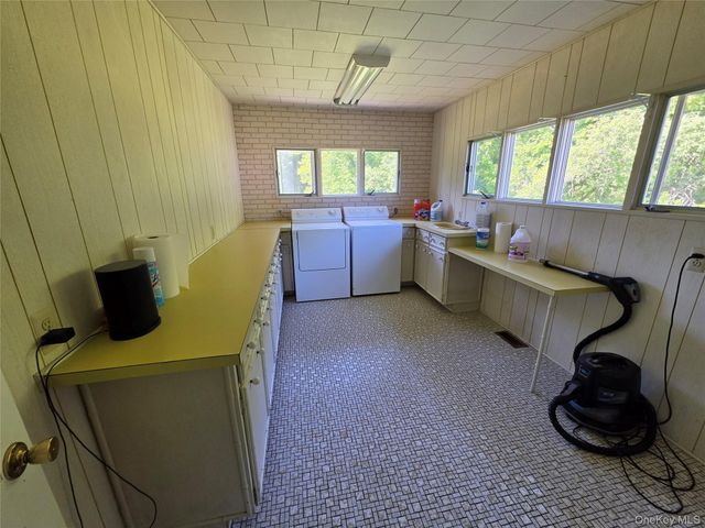 140 Station Road, Kingston, NY 12401