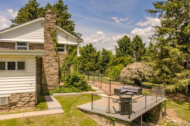 140 Station Road, Kingston, NY 12401