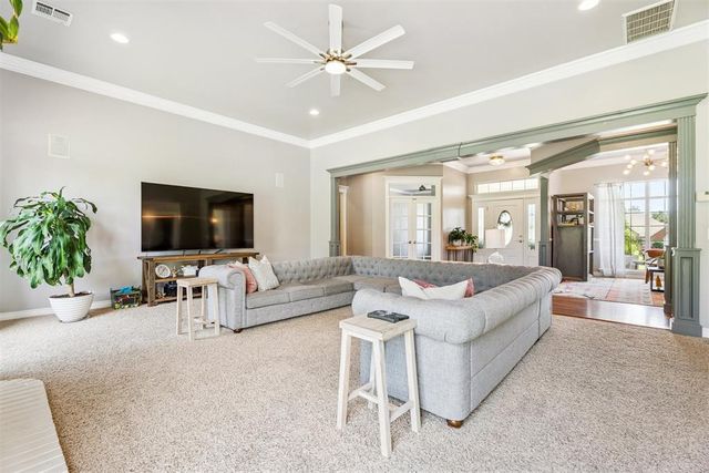 16523 Roserock Circle, Choctaw, OK 73020