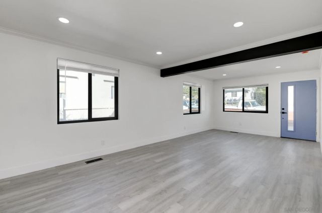 1948 Westinghouse St, San Diego, CA 92111