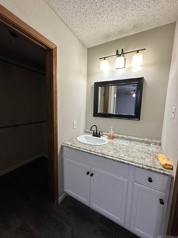 2214 Alice St, Zachary, LA 70791