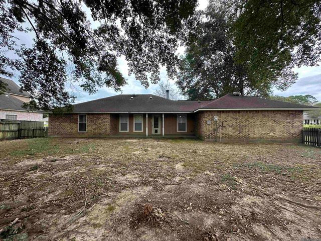 2214 Alice St, Zachary, LA 70791