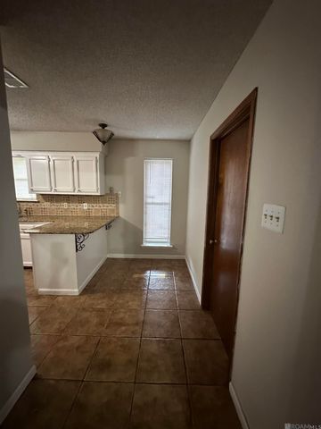 2214 Alice St, Zachary, LA 70791