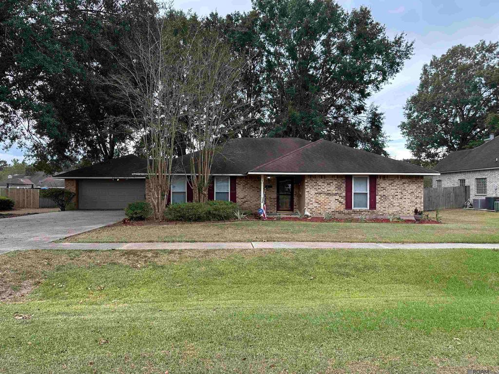 2214 Alice St, Zachary, LA 70791