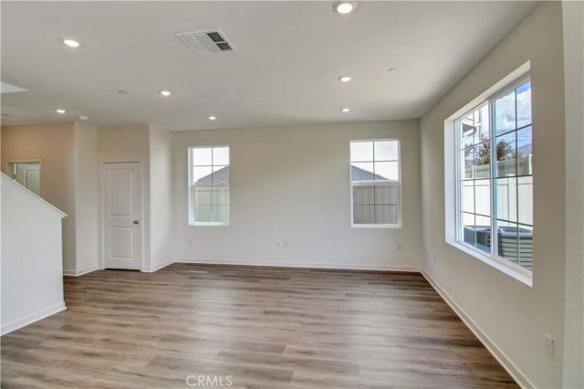 7199 Lisbon Way, Highland, CA 92346