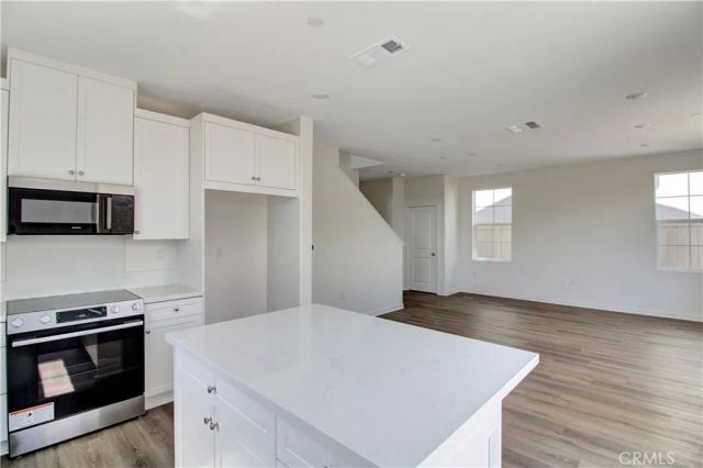 7199 Lisbon Way, Highland, CA 92346