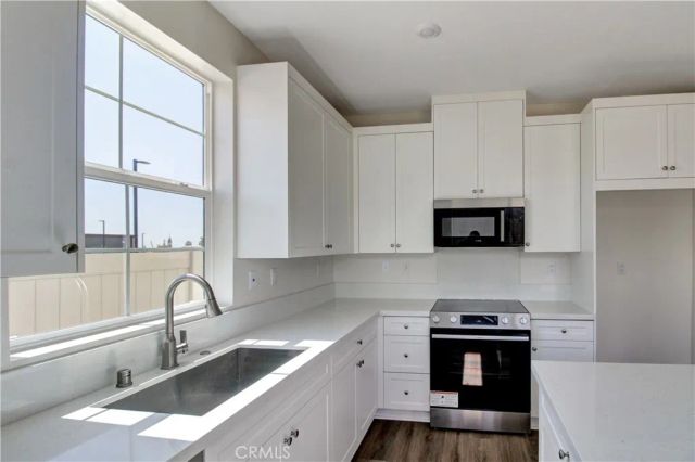 7199 Lisbon Way, Highland, CA 92346