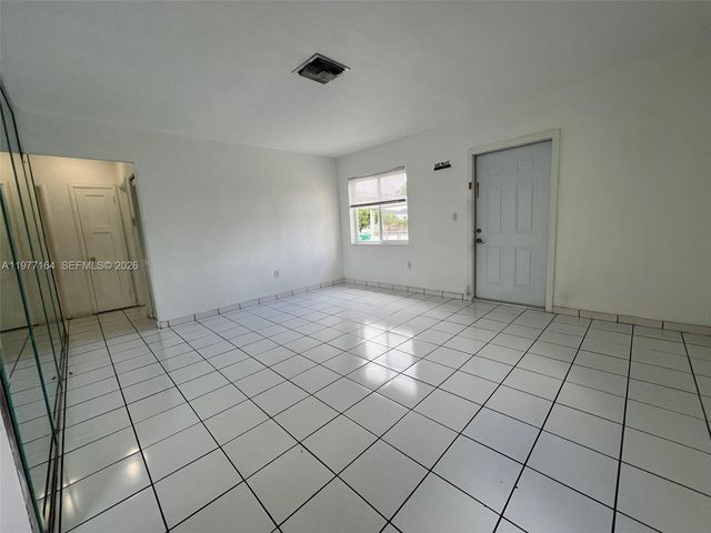 425 SW 64th Ct A, Miami, FL 33144