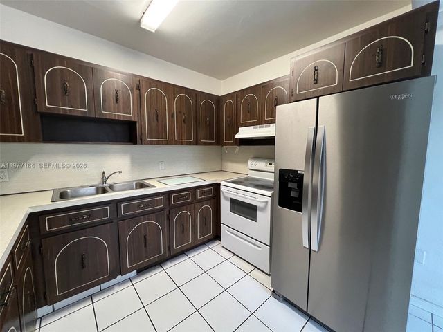 425 SW 64th Ct A, Miami, FL 33144