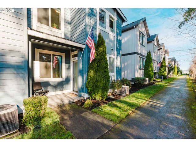 6268 Se HARKNESS Ln, Hillsboro, OR 97123