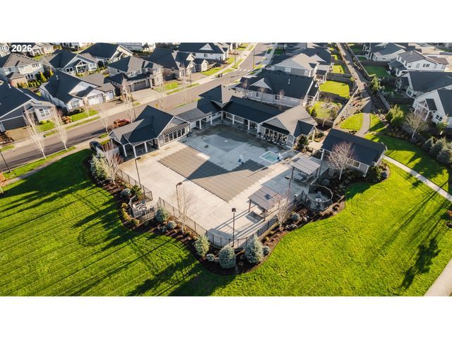 6268 Se HARKNESS Ln, Hillsboro, OR 97123