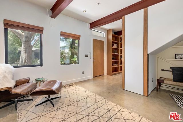 3322 Caroline Avenue, Culver City, CA 90232