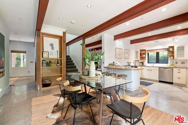 3322 Caroline Avenue, Culver City, CA 90232