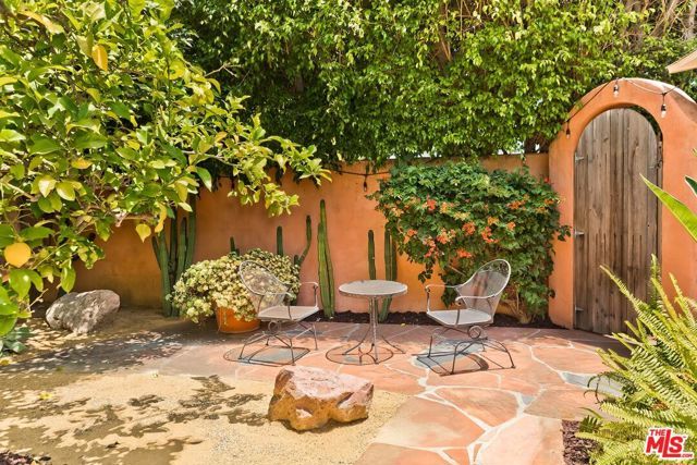 3322 Caroline Avenue, Culver City, CA 90232